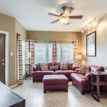 Ic 209 Comal Escape Apartment